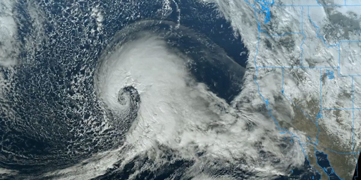 Oregon and Northern California Struck by Bomb Cyclone; San Diego Awaits Light Rain