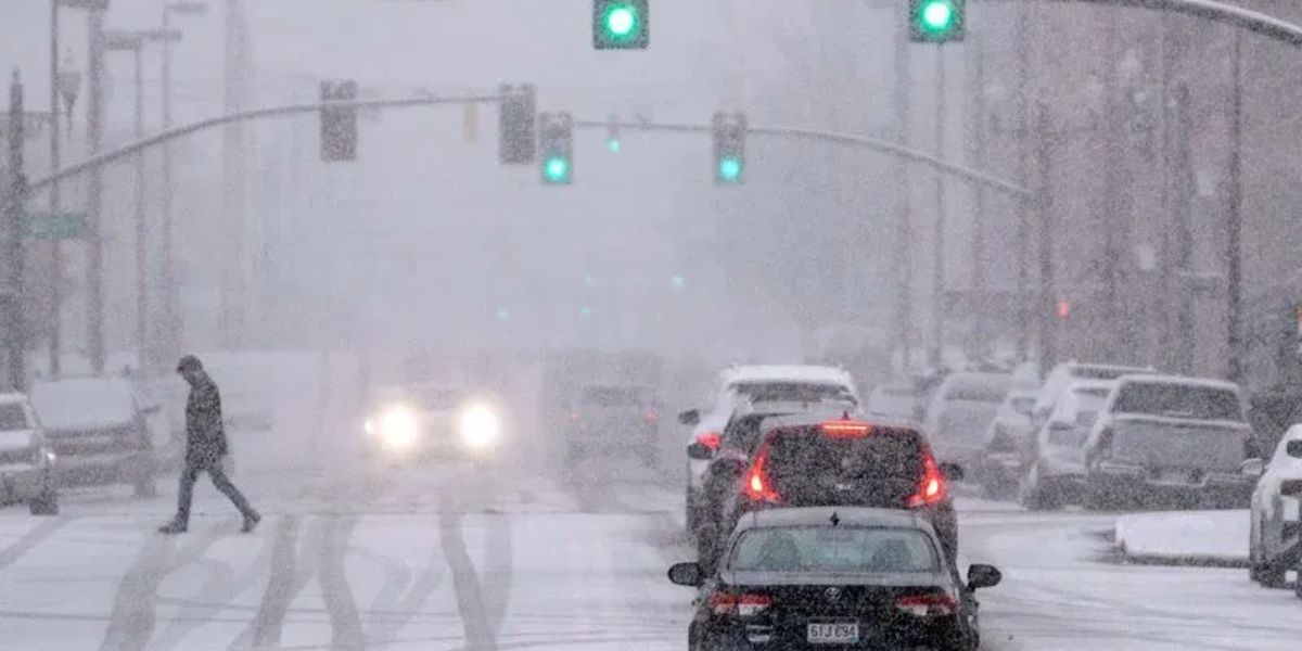 Travel Disruptions Expected This Thanksgiving as Winter Storm Targets 10 States (1)