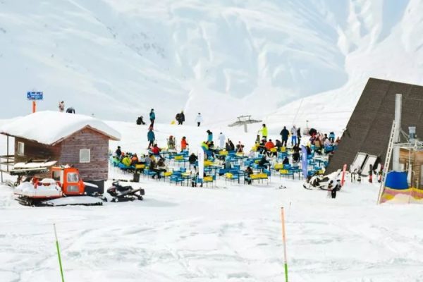 12 People Dead in Suspected Carbon Monoxide Tragedy at Ski Resort in Georgia's Mtskheta-mtianeti Region