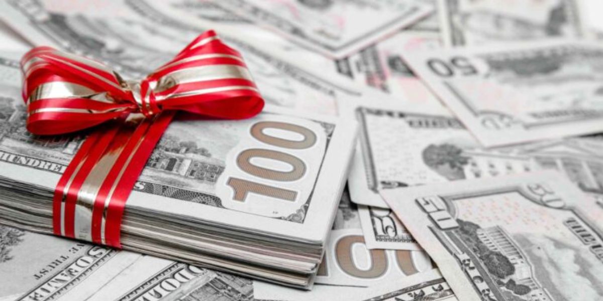 A Christmas Gift for Retirees Your Social Security Payment Arrives Today!