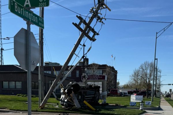 Drunk Driver Crashes Into Power Pole in Hastings, Knocking Out Power for Hundreds of ResidentsDrunk Driver Crashes Into Power Pole in Hastings, Knocking Out Power for Hundreds of Residents