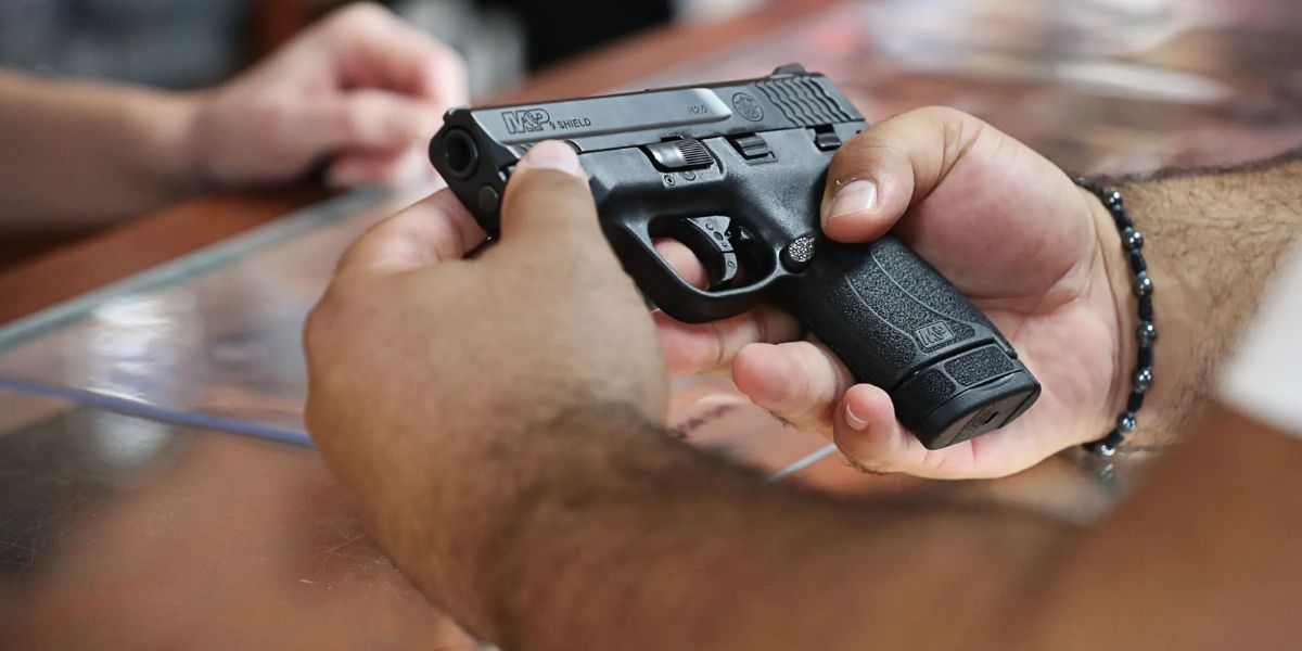 New Florida Bill Could Overturn Red-Flag Protections and Allow Open Carry; Sparks Controversy