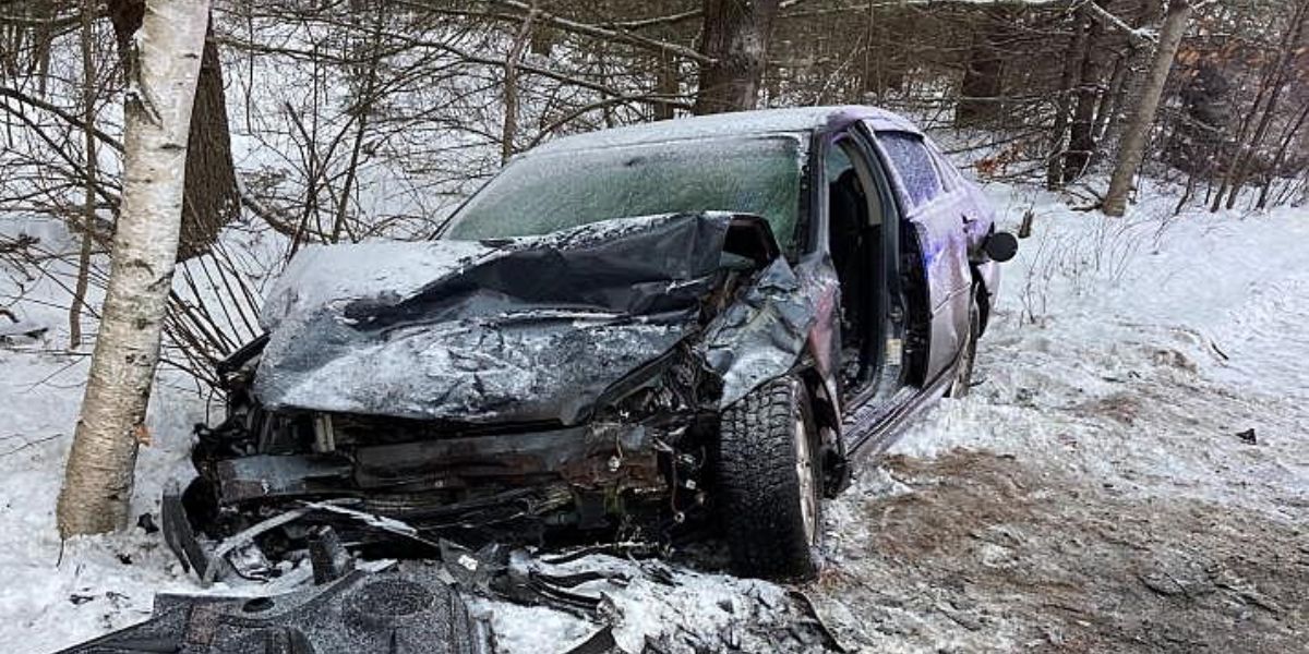 One Dead, One Seriously Injured in Head-on Crash on Hazardous Highway 19 Due to Snow