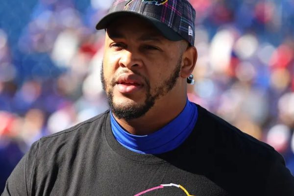 Pilot Killed in Plane Crash Near Buffalo Bills' Dion Dawkins’ East Aurora Home, Investigation Continues