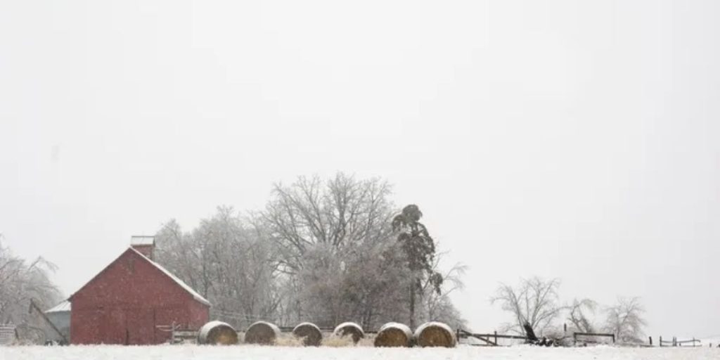 Southeast Iowa and Northeast Missouri on Alert as Ice Storm Warning Issued by NWS (1)