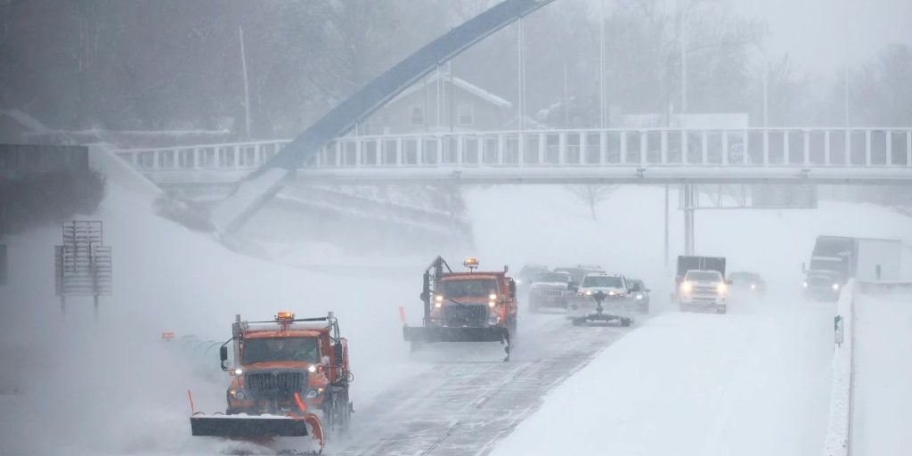 Southeast Iowa and Northeast Missouri on Alert as Ice Storm Warning Issued by NWS (2)