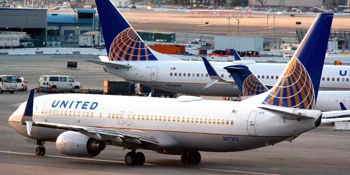 Washington Man Allegedly Assaults Flight Attendant on United Airlines Plane from Houston to New Jersey