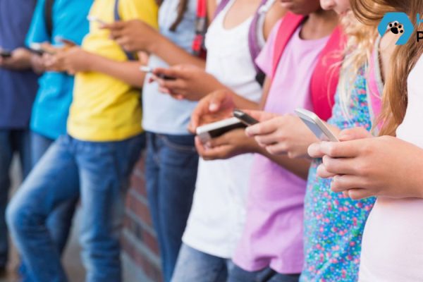 Say Goodbye to Phones in Class South Carolina’s New School Policy Takes Effect