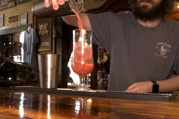 Tennessee Bars Get a New Rule in 2025: More Training Required for Bartenders