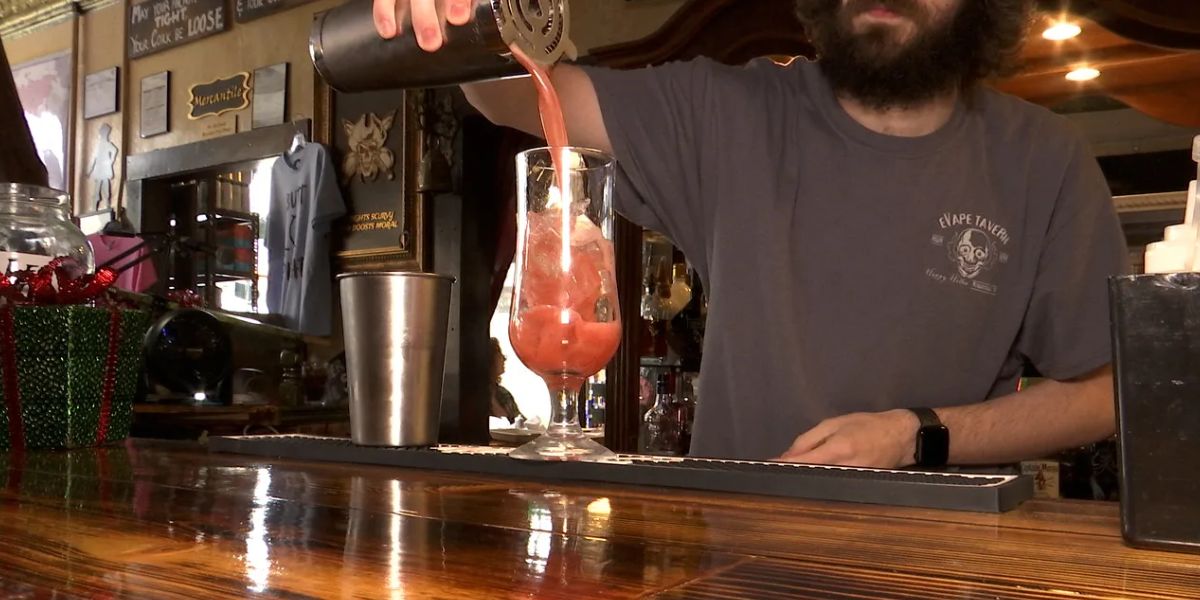 Tennessee Bars Get a New Rule in 2025: More Training Required for Bartenders