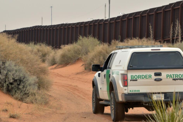 US Border Patrol Sets Up Barriers in Maine to Curb Illegal Crossings