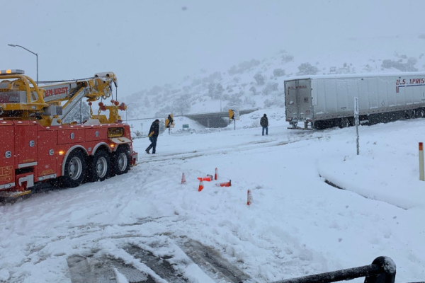 Winter Weather Alert: Snowstorm Forces I-5 Grapevine Closure Overnight