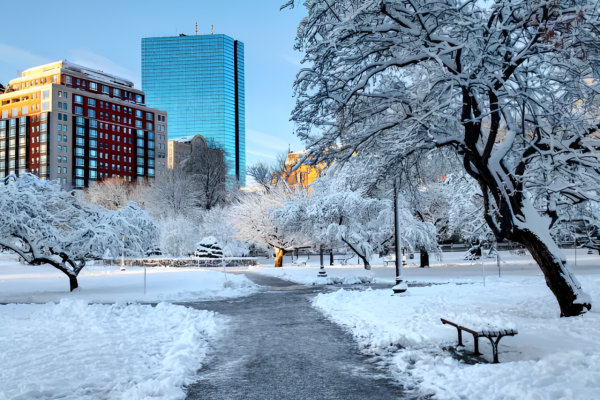 Massachusetts Winter 2025: What the Old Farmer’s Almanac Predicts for February and March