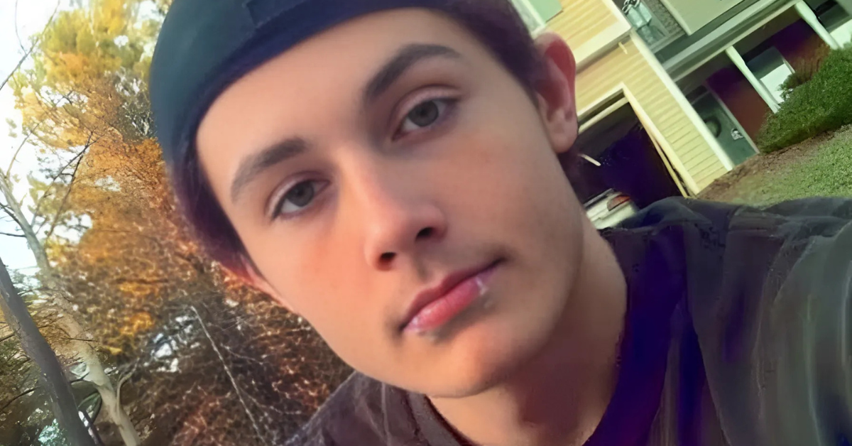 Jeep Driver Chases and Shoots at Childhood Friend on Motorcycle