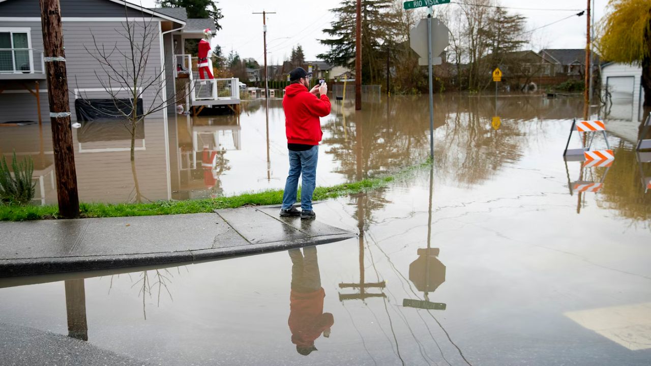 ‘Folks Are Scared’ Historic Flooding Submerges Washington Towns as State of Emergency Continues